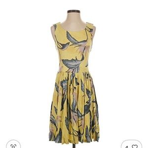 Sleeveless Yellow Floral Midi Dress